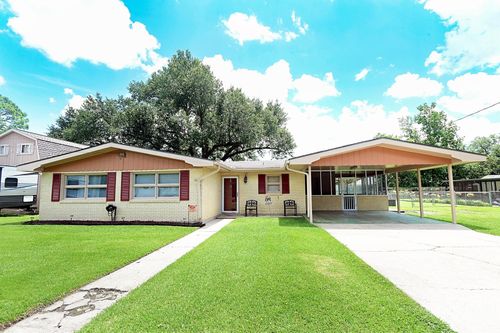 305 Johnson St, Houma, LA, 70360-7411 | Card Image