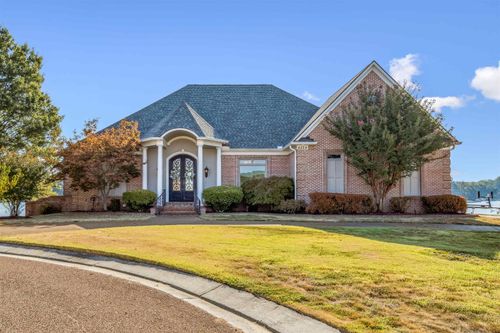 4024 Lighthouse Cv, Lakeland, TN, 38002-8166 | Card Image