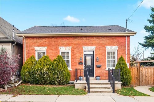 243 Hatt St, Dundas, ON, L9H2H1 | Card Image