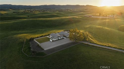 35 Wellsona Rd, Paso Robles, CA, 93446 | Card Image