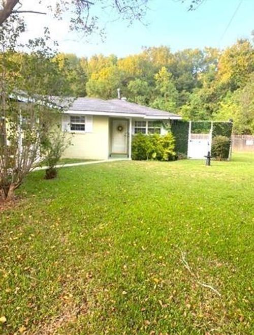 5813 Starling Circle Circle, Alexandria, LA, 71301 | Card Image