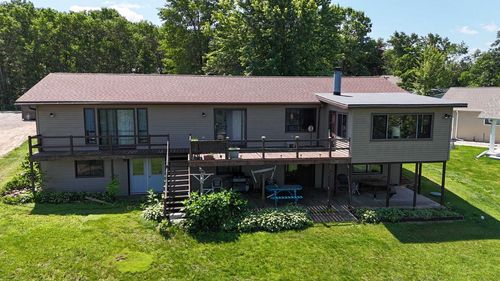 N1455 Silver Canoe Road, Menominee, WI, 54135 | Card Image