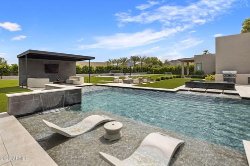6841 E Belmont Cir, Paradise Valley, AZ, 85253-3113 | Card Image