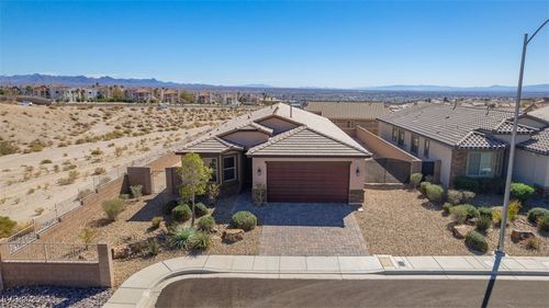 2039 Port Royal Drive, Laughlin, NV, 89029 | Card Image