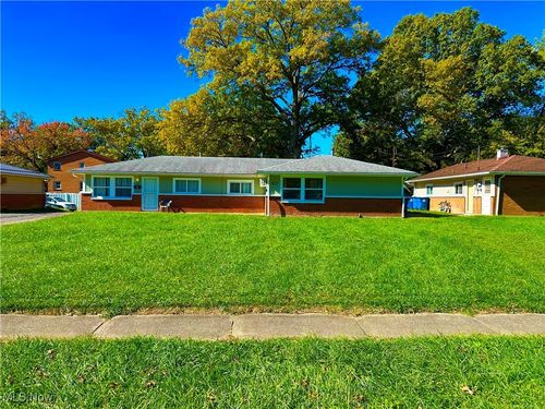 3020 Northgate Ave, Youngstown, OH, 44505-2006 | Card Image