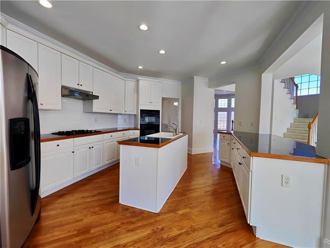 11365 Donnington Dr, House other with 5 bedrooms, 4 bathrooms and null parking in Duluth GA | Image 12