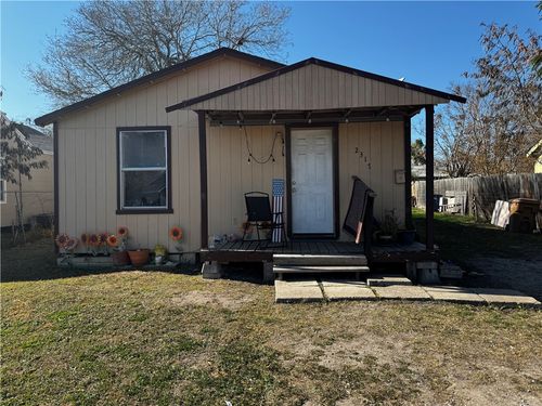 2317 Elizabeth St, Corpus Christi, TX, 78404-3921 | Card Image