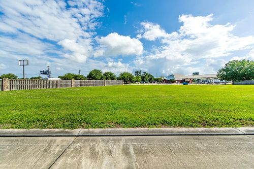 1317 Compton Place, Houma, LA, 70360 | Card Image