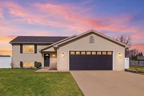 N9551 Clover Ridge Trail, HARRISON, WI, 54915 | Card Image