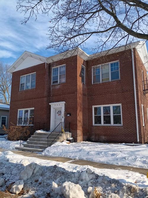 939 College Ave, RACINE, WI, 53403-1418 | Card Image