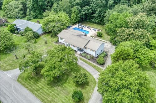 2727 Old Salem Dr, Cookeville, TN, 38506-6437 | Card Image