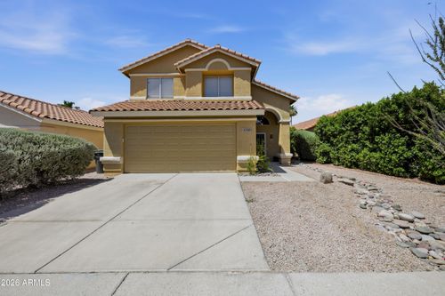 1330 E Angela Dr, Phoenix, AZ, 85022-2071 | Card Image