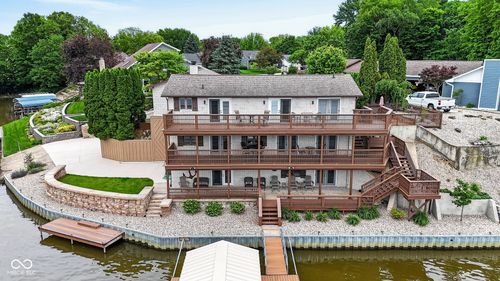 709 Shoreline Dr, Cicero, IN, 46034-9673 | Card Image
