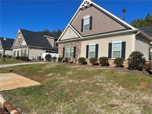 233 Hawks Nest Circle, Clemmons, NC, 27012 | Card Image