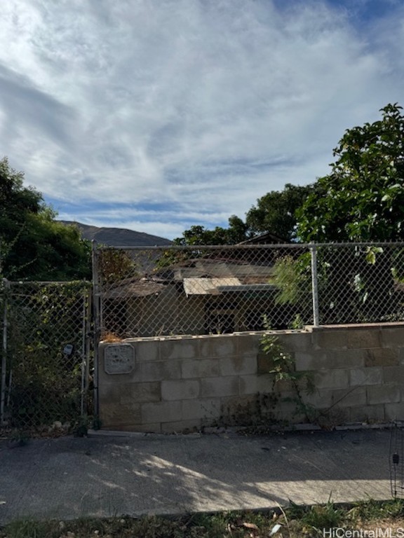 Mokiawe St, Waianae, HI 96792 #1