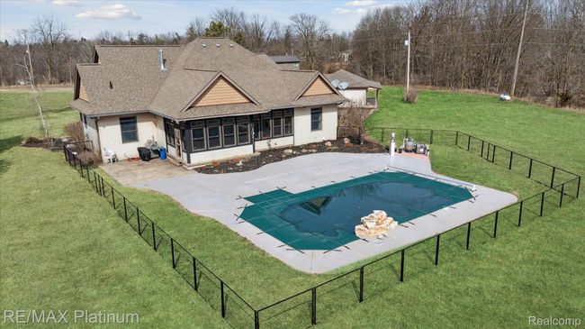 7020 Mancour Dr, House other with 5 bedrooms, 5 bathrooms and null parking in Grand Blanc MI | Image 61
