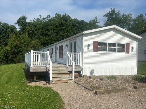 495 S Pleasant Grove Cir, Zanesville, OH, 43701-9188 | Card Image