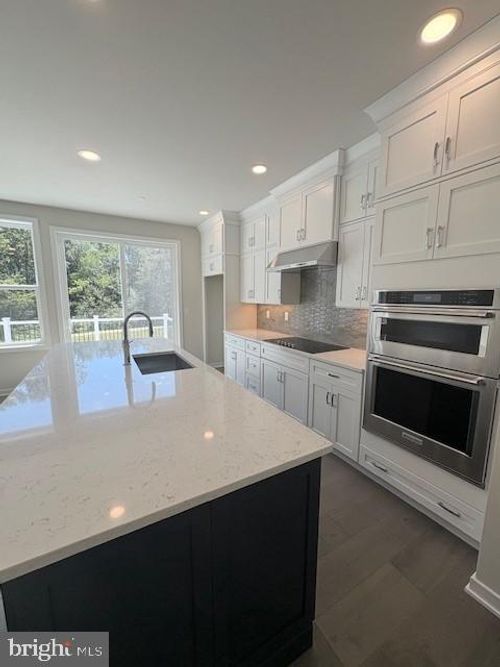 21 Grayson Ln, DOWNINGTOWN, PA, 19335 | Card Image
