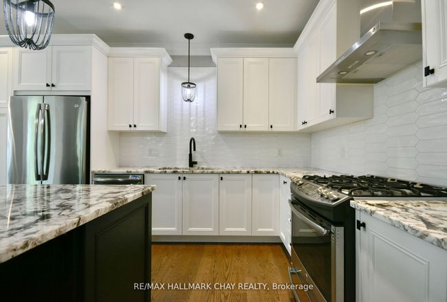 5 Kanata Crt, House other with 3 bedrooms, 2 bathrooms and 6 parking in Springwater ON | Image 14