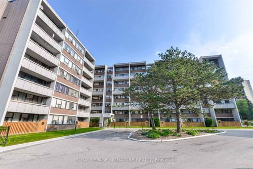 109-2121 Roche Crt, Mississauga, ON, L5K2C7 | Card Image