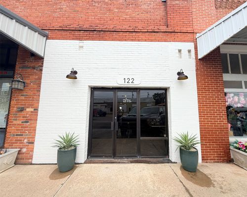 122 W Mccart Street, Krum, TX, 76249 | Card Image