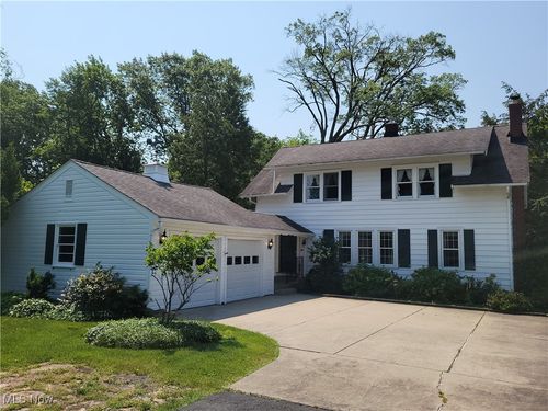 29119 Edgewood Rd, Bay Village, OH, 44140-1306 | Card Image