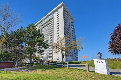 1101-375 King St N, Waterloo, ON, N2J4L6 | Card Image