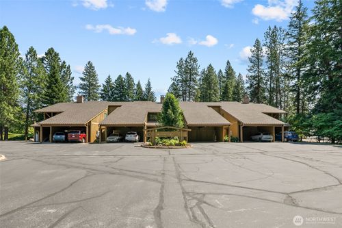 c-8975 Icicle Road, Leavenworth, WA, 98826 | Card Image