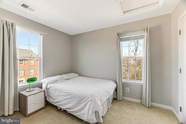22862 Chestnut Oak Ter, Townhouse with 3 bedrooms, 4 bathrooms and null parking in STERLING VA | Image 39