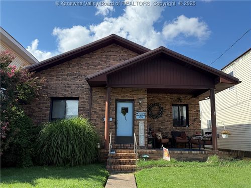 1024 W Virginia Ave, Dunbar, WV, 25064-3110 | Card Image