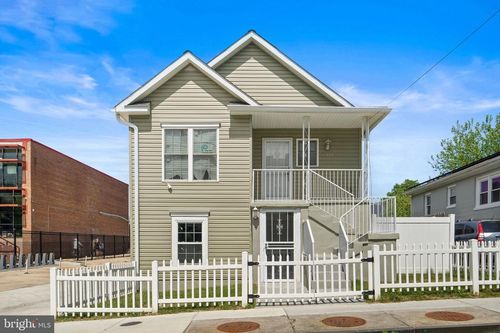 5332 D St Se, WASHINGTON, DC, 20019-6127 | Card Image
