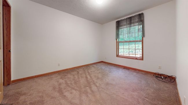 430 Bingamon Rd, House other with 3 bedrooms, 2 bathrooms and 3 parking in Worthington WV | Image 16