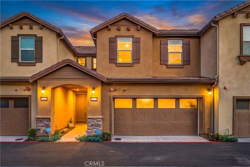 40500 Birchfield Dr, Temecula, CA, 92591-6064 | Card Image