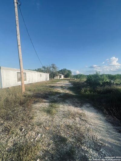 174 E County Road 674, Home with 0 bedrooms, 0 bathrooms and null parking in Natalia TX | Image 2