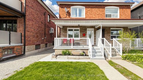91 Kirknewton Rd, York, ON, M6E3X9 | Card Image