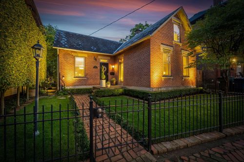 307 E Sycamore St, Columbus, OH, 43206-2243 | Card Image