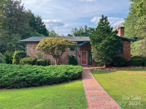 122 W Sweetbriar Lane, Etowah, NC, 28729 | Card Image