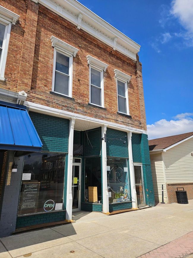 108 S Main St, Home with 0 bedrooms, 2 bathrooms and null parking in Reading MI | Image 4