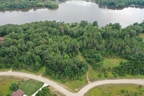 W5515 Windover Ct, New Lisbon, WI, 53950-9599 | Card Image