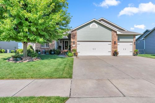2105 Beltline, Newton, KS, 67114-5543 | Card Image