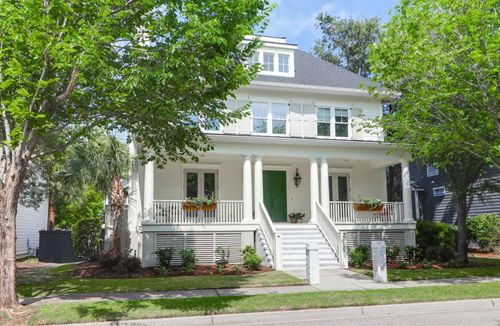 2431 Settlers St, Daniel Island, SC, 29492-8374 | Card Image