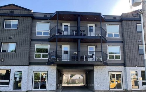 238 Carruthers Ave, Ottawa, ON, K1Y1N9 | Card Image