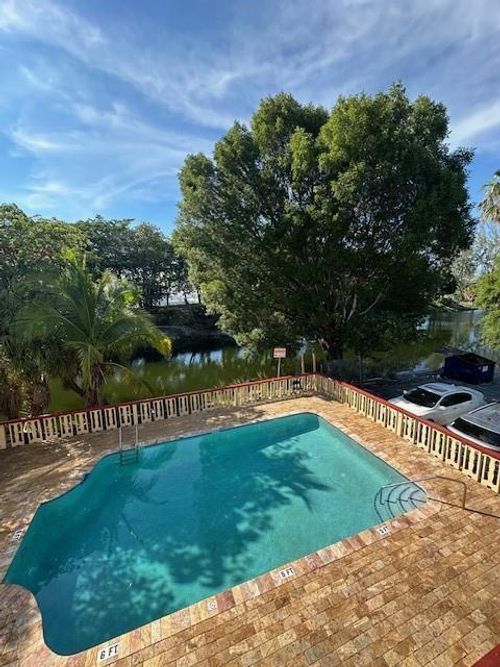 1-312-4265 Nw Tamiami Canal Dr, Miami, FL, 33126 | Card Image