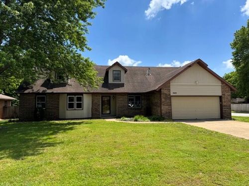 3820 S Virginia Pl, Springfield, MO, 65807-5271 | Card Image