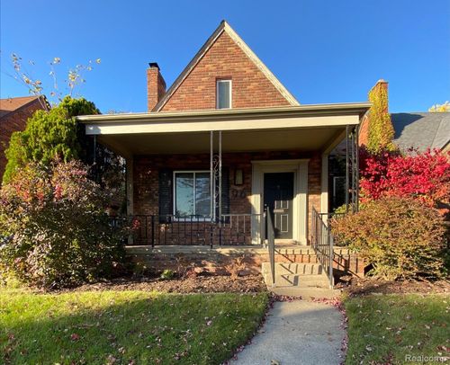 96 Spokane Dr, Pontiac, MI, 48341-1161 | Card Image