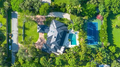 14150 Sw 68th Ave, House other with 5 bedrooms, 4 bathrooms and null parking in Palmetto Bay FL | Image 2