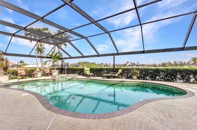 15490 Seafoam Cir, House other with 3 bedrooms, 3 bathrooms and null parking in PORT CHARLOTTE FL | Image 56
