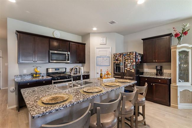 1614 Chase Anchor Ct, House other with 5 bedrooms, 3 bathrooms and 2 parking in Rosenberg TX | Image 7