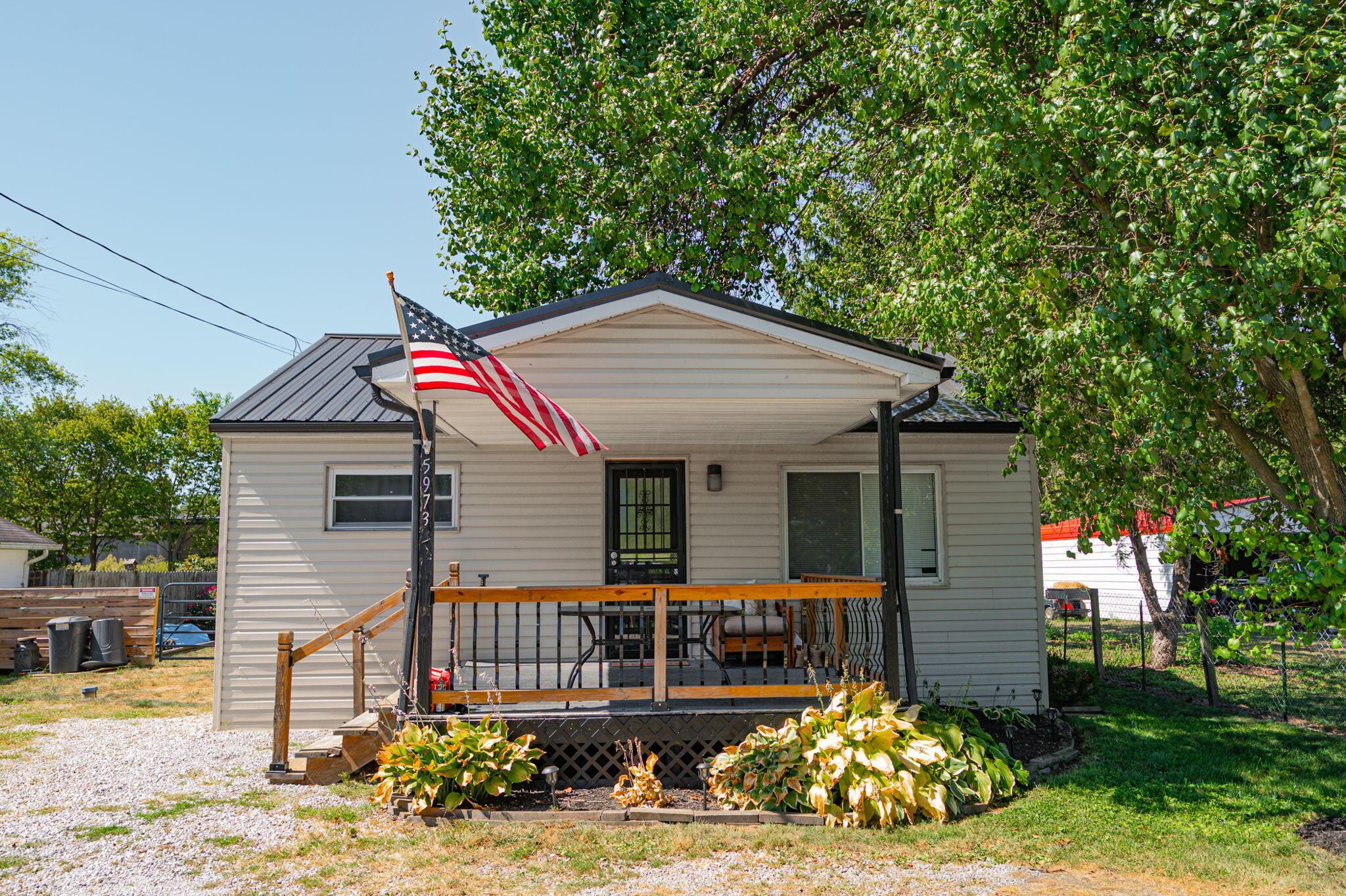 Sycamore St, Grove City, OH 43123