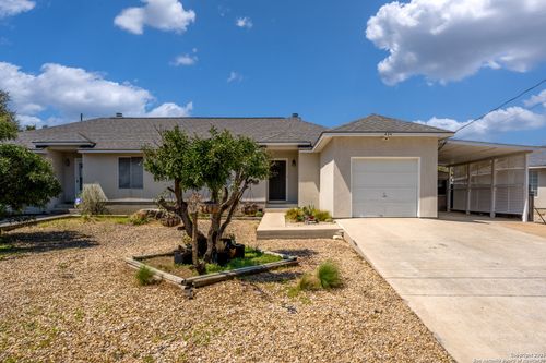 434 Watts Ln, Canyon Lake, TX, 78133-6403 | Card Image